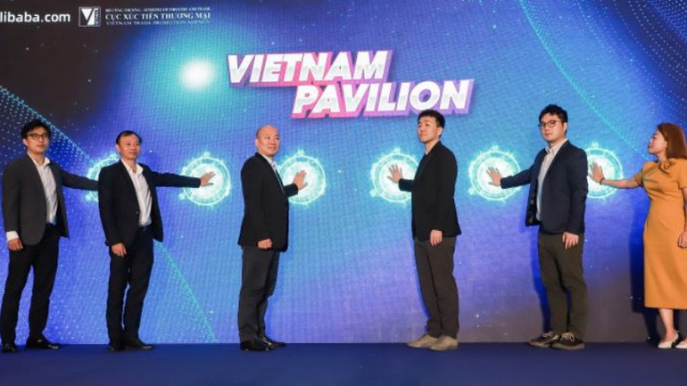 Gian hàng Quốc gia Việt Nam (Vietnam Pavilion) trên sàn thương mại điện tử Alibaba.com là sáng kiến nhằm thúc đẩy sự tham gia của các doanh nghiệp vừa và nhỏ (SMEs) Việt Nam vào thương mại điện tử xuyên biên giới. Gian hàng Quốc gia Việt Nam (Vietnam Pavilion) trên sàn thương mại điện tử Alibaba.com là sáng kiến nhằm thúc đẩy sự tham gia của các doanh nghiệp vừa và nhỏ (SMEs) Việt Nam vào thương mại điện tử xuyên biên giới.