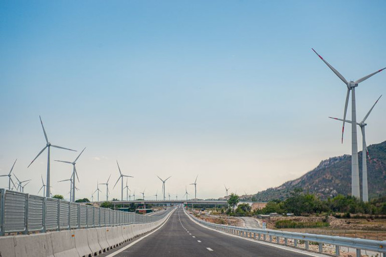 Một đoạn tuyến thuộc dự án đường cao tốc Cam Lâm-Vĩnh Hảo.