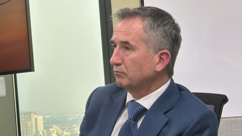 Ông Dale McDowall, Phó Chủ tịch Phát triển kinh doanh khu vực Đông Nam Á, mảng quốc phòng, không gian và an ninh của tập đoàn Boeing.