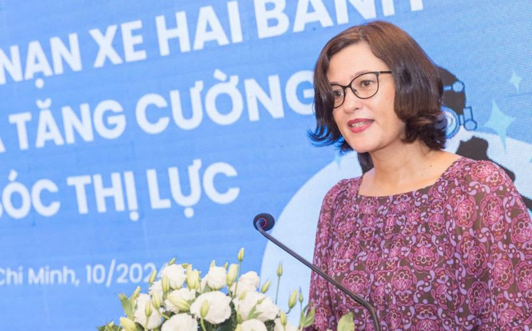 Bà Mirjam Sidik, Giám đốc điều hành Tổ chức AIP Foundation phát biểu ý kiến. Bà Mirjam Sidik, Giám đốc điều hành Tổ chức AIP Foundation phát biểu ý kiến.