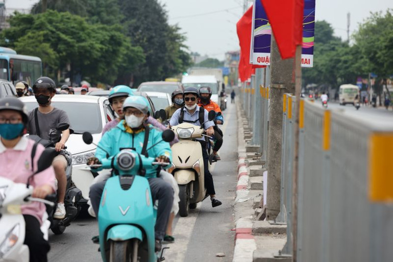 Ủy ban An toàn giao thông quốc gia đánh giá, tình hình trật tự an toàn giao thông trên cả nước được bảo đảm, năng lực và chất lượng dịch vụ vận tải cơ bản đáp ứng nhu cầu đi lại của người dân.