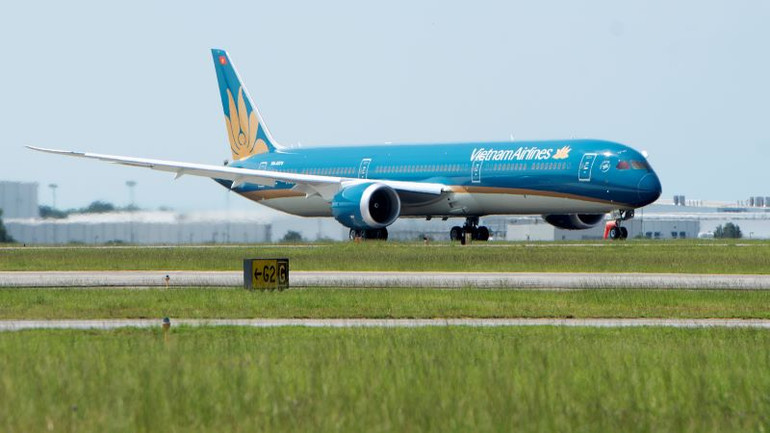 Hãng Vietnam Airlines dự kiến tăng cường hợp tác với Tập đoàn Boeing để cải thiện công tác bảo dưỡng và phát triển đội ngũ phi công, nhân viên kỹ thuật, hướng tới mục tiêu phát triển bền vững.