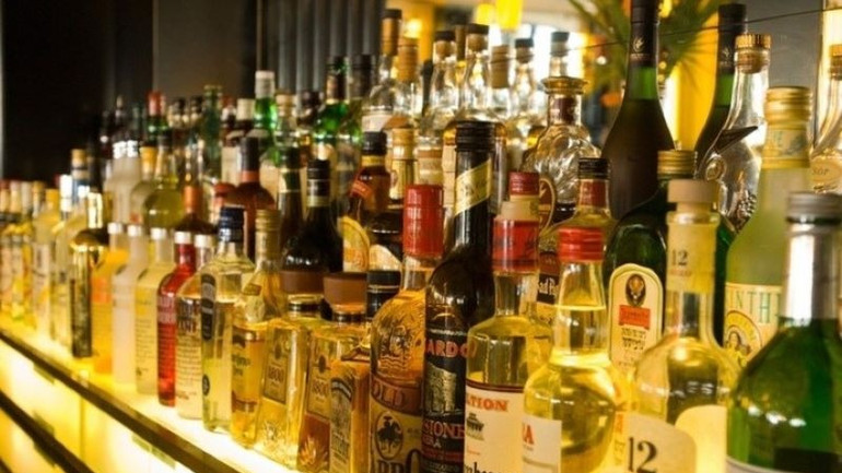 Phương án tăng thuế tiêu thụ hiện tại hiện tại cho các ngành rượu bia, thuốc lá, nước giải khát có đường và ô-tô đều là có mức tăng cao và lộ trình tăng sốc.