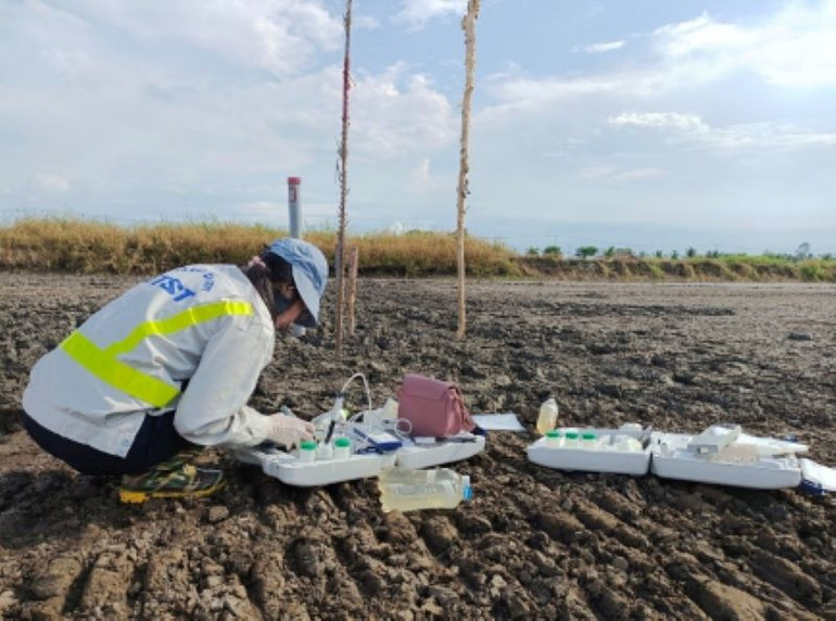 Việc sử dụng đại trà vật liệu cát biển để xây dựng đường ô-tô cần được tiếp tục thí điểm mở rộng ở các dự án với cấp quy mô, cấp thiết kế cao hơn.