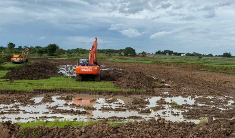 Các cơ quan chức năng của địa phương được đề nghị phối hợp vào cuộc đẩy nhanh tiến độ giải phóng mặt bằng. Các cơ quan chức năng của địa phương được đề nghị phối hợp vào cuộc đẩy nhanh tiến độ giải phóng mặt bằng.