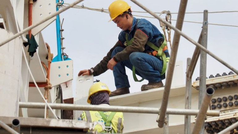 Các gói thầu ở khu vực trung tâm đan xen và ảnh hưởng lẫn nhau, tiềm ẩn nguy cơ tiến độ bị kéo dài và chất lượng thi công không đồng nhất.