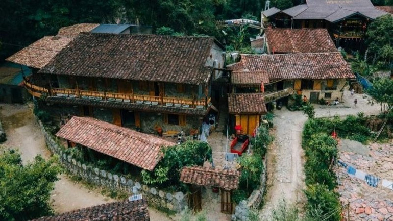 Làng đá Khuổi Ky (Trùng Khánh) ngôi làng được lựa chọn xây dựng du lịch cộng đồng hướng đến phát triển du lịch xanh.