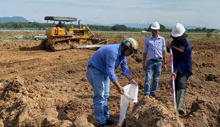 Nhiều dự án vẫn đang vướng mặt bằng và nguồn vật liệu.