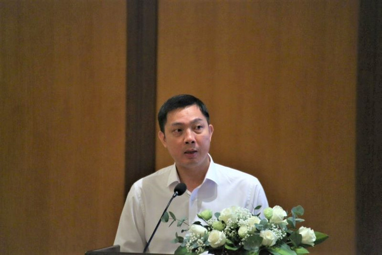 Ông Phạm Việt Công, Phó Chánh Văn phòng Ủy ban An toàn giao thông Quốc gia phát biểu tại Hội thảo.