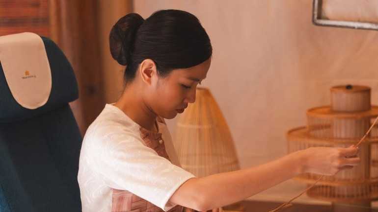 Bộ phim không chỉ cập nhật các quy định an toàn hàng không mà còn lan tỏa niềm tự hào với những giá trị và tinh hoa làng nghề Việt.