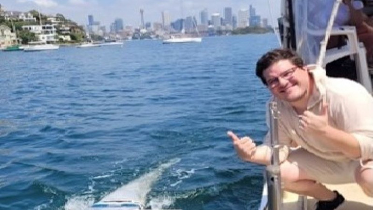 Tiến sĩ Frithjof Herb nghiên cứu về vi nhựa. Tiến sĩ Frithjof Herb nghiên cứu về vi nhựa.