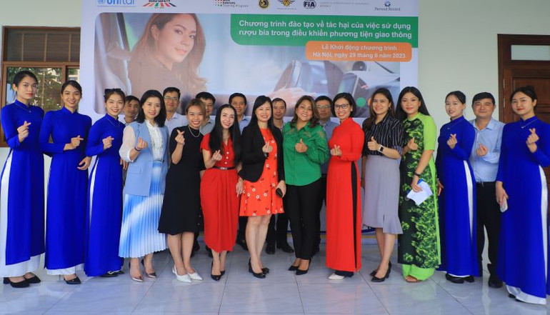 Chương trình đào tạo năm 2023 sẽ được thí điểm tại ba thành phố lớn, bao gồm Hà Nội, Đà Nẵng và Thành phố Hồ Chí Minh. Chương trình đào tạo năm 2023 sẽ được thí điểm tại ba thành phố lớn, bao gồm Hà Nội, Đà Nẵng và Thành phố Hồ Chí Minh.