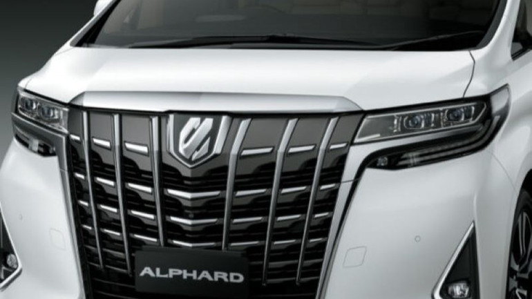 Thời gian kiểm tra và sửa chữa, thay ốp nắp ca-pô dự kiến khoảng 0,4 giờ/xe.