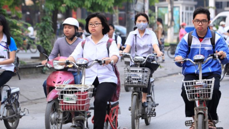 Tổ chức AIP Foundation đã phối hợp Ban An toàn giao thông tỉnh Gia Lai, với sự hỗ trợ của Liên đoàn ô tô thế giới (FIA Foundation) triển khai dự án “Đạp xe đến trường an toàn” tại huyện Phú Thiện (Gia Lai).