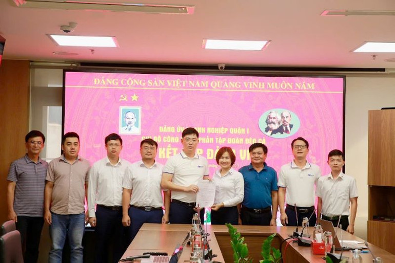 Từ năm 2020, Tập đoàn Đèo Cả đã định hướng thành lập Đảng bộ Tập đoàn, thống nhất các tổ chức đảng tại các đơn vị trực thuộc.