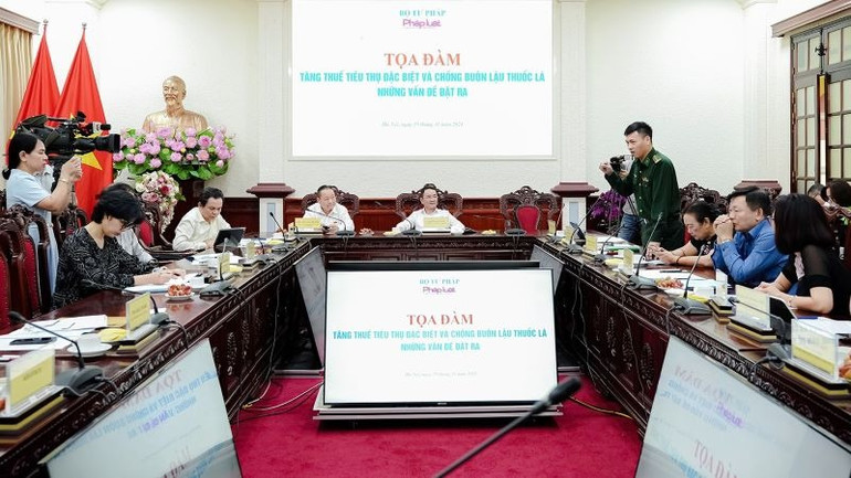 Thượng tá Lê Thiện Thành, Phó trưởng phòng Hướng dẫn Điều tra, Cục Phòng, chống ma túy và tội phạm (Bộ Tư lệnh Bộ đội Biên phòng).