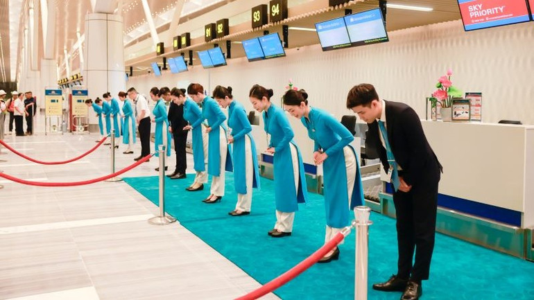 Vietnam Airlines sẽ chuyển toàn bộ các chuyến bay nội địa tại sân bay Tân Sơn Nhất sang khai thác tại nhà ga T3 mới từ ngày 28/4 tới.