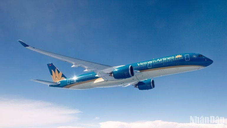 Chỉ số đúng giờ cao cũng phản ánh nỗ lực không ngừng của Vietnam Airlines trong việc tối ưu hóa quy trình vận hành và mang đến chất lượng dịch vụ xuất sắc cho hành khách. Chỉ số đúng giờ cao cũng phản ánh nỗ lực không ngừng của Vietnam Airlines trong việc tối ưu hóa quy trình vận hành và mang đến chất lượng dịch vụ xuất sắc cho hành khách.