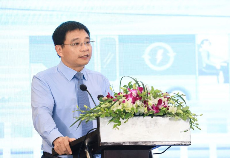 Bộ trưởng Giao thông vận tải Nguyễn Văn Thắng phát biểu. (Ảnh: TẠ HẢI)