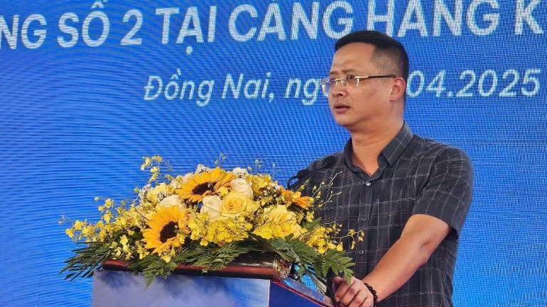 Ông Uông Việt Dũng, Cục trưởng Hàng không Việt Nam phát biểu.