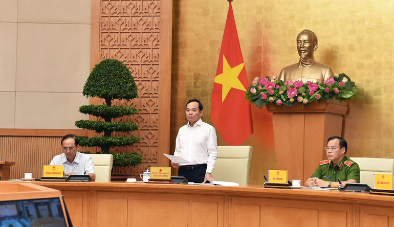 Phó Thủ tướng Trần Lưu Quang.