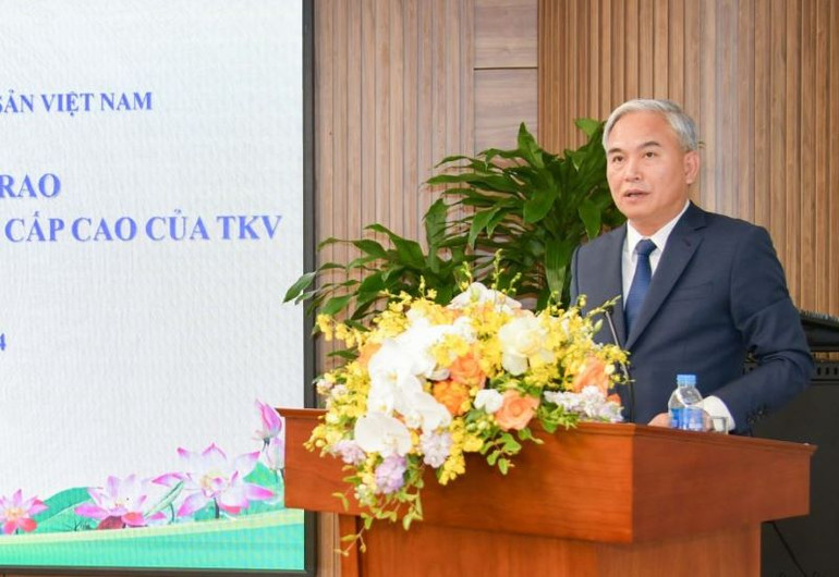 Đồng chí Vũ Anh Tuấn phát biểu nhận nhiệm vụ.