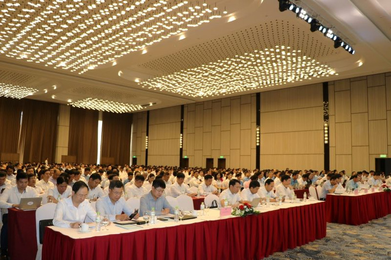 Các đại biểu dự hội thảo.