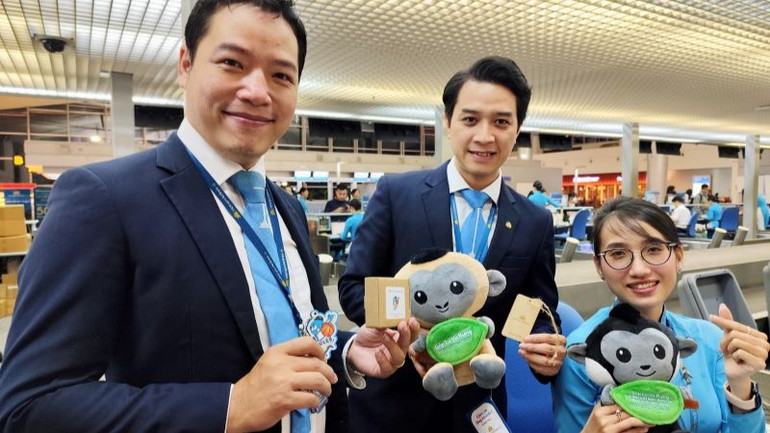 Hãng hàng không quốc gia đã và đang nỗ lực để xây dựng hình ảnh “hàng không xanh", tham gia “Thử thách hàng không năm 2024” của Liên minh hàng không toàn cầu SkyTeam. Hãng hàng không quốc gia đã và đang nỗ lực để xây dựng hình ảnh “hàng không xanh", tham gia “Thử thách hàng không năm 2024” của Liên minh hàng không toàn cầu SkyTeam.