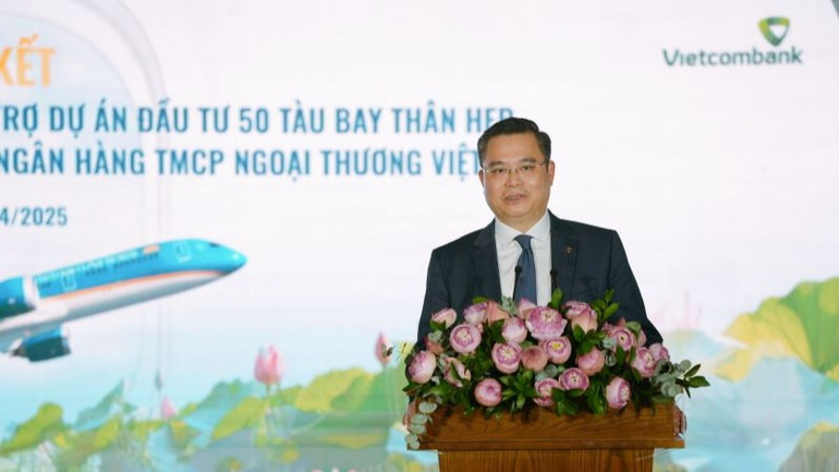 Ông Nguyễn Thanh Tùng, Ủy viên Ban Chấp hành Đảng bộ Chính phủ, Bí thư Đảng ủy, Chủ tịch Hội đồng quản trị Vietcombank, phát biểu.