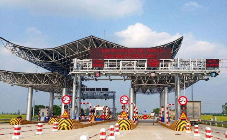 Lưu lượng xe và doanh thu thu phí cầu Thái Hà bị sụt giảm sau khi cầu Hưng Hà thông xe.