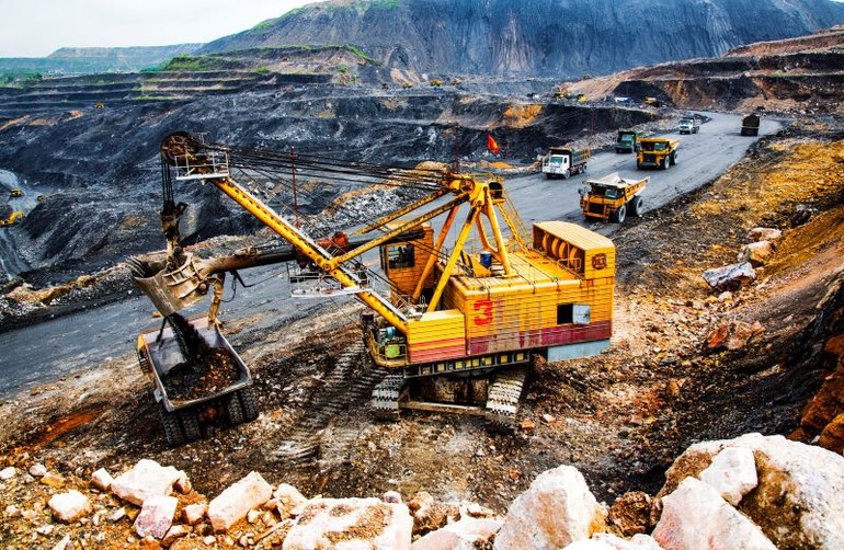 Năm 2023, TKV nộp ngân sách 29.118 tỷ đồng, bằng 134,72% so với cùng kỳ, là mức nộp ngân sách cao kỷ lục của Tập đoàn kể từ khi thành lập đến nay, đóng góp vào tăng trưởng GDP chung cả nước.