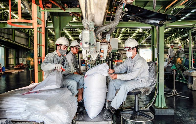 Giai đoạn 2014-2023, TKV đã xuất khẩu alumina bình quân đạt 634 triệu USD/năm và năm 2022 đạt cao nhất với giá trị xuất khẩu hơn 1 tỷ USD.