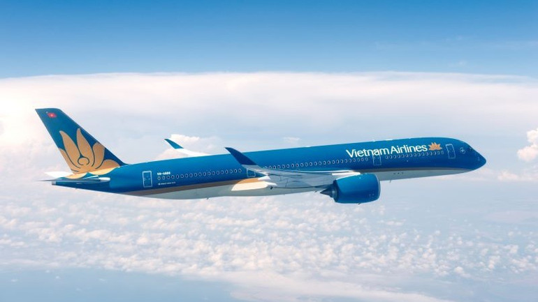 Với việc mở thêm đường bay mới, Vietnam Airlines sẽ khai thác tổng cộng 6 đường bay kết nối Việt Nam và Trung Quốc, với 40 chuyến/tuần. Với việc mở thêm đường bay mới, Vietnam Airlines sẽ khai thác tổng cộng 6 đường bay kết nối Việt Nam và Trung Quốc, với 40 chuyến/tuần.