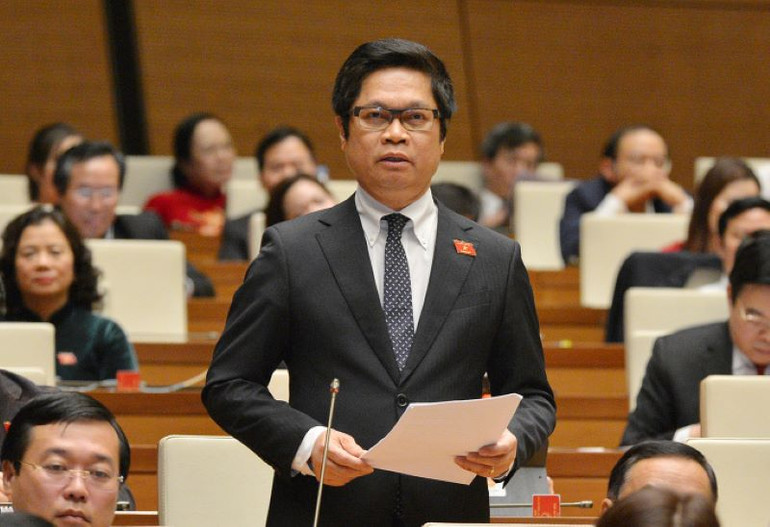 Đại biểu Vũ Tiến Lộc (Đoàn đại biểu Quốc hội thành phố Hà Nội) phát biểu.