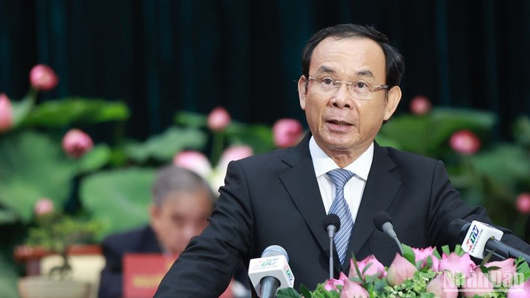 Đồng chí Nguyễn Văn Nên, Ủy viên Bộ Chính trị, Bí Thư Thành ủy Thành phố Hồ Chí Minh phát biểu chỉ đạo tại đại hội.