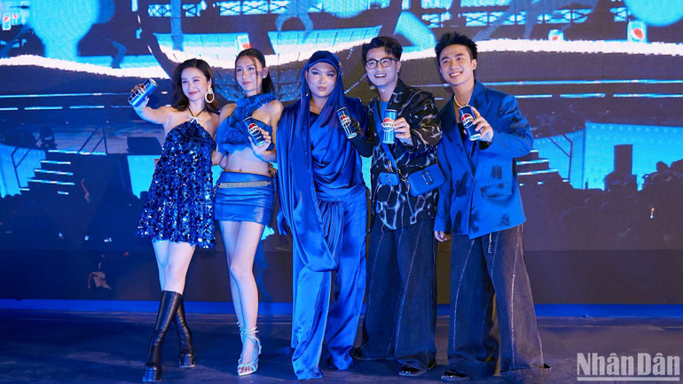 Các nghệ sĩ, KOL tham gia chương trình kỷ niệm 30 năm Pepsi có mặt tại Việt Nam