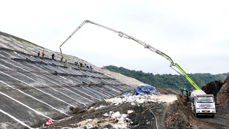 Các nhà thầu huy động tối đa nhân lực, máy móc thi công cao tốc Tuyên Quang-Hà Giang giai đoạn 1 đoạn qua tỉnh Hà Giang.