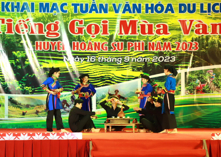 Đặc sắc tuần văn hóa du lịch “Qua những miền di sản ruộng bậc thang” Hoàng Su Phì ảnh 1