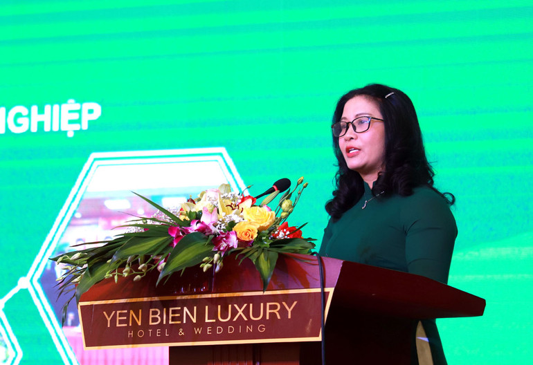 Giám đốc Học viện Nông nghiệp Việt Nam Nguyễn Thị Lan phát biểu tại hội nghị.