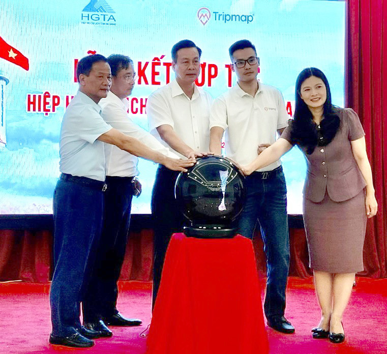 Tỉnh Hà Giang khai trương ứng dụng chuyển đổi số du lịch Tripmap. (Ảnh: Mộc Lan)