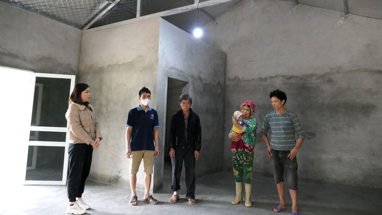 Gia đình anh Sùng Ngọc Sai, thôn Minh Phong, xã Thuận Hòa, huyện Vị Xuyên sẽ được đón Tết trong ngôi nhà mới khang trang, sạch đẹp.