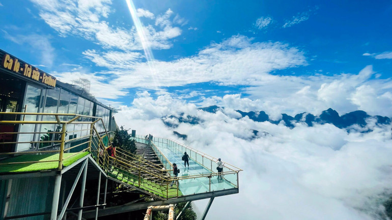 Để tiếp tục đầu tư mở rộng, nhà đầu tư cần sự hỗ trợ về cơ chế, chính sách của chính quyền địa phương. Để tiếp tục đầu tư mở rộng, nhà đầu tư cần sự hỗ trợ về cơ chế, chính sách của chính quyền địa phương.