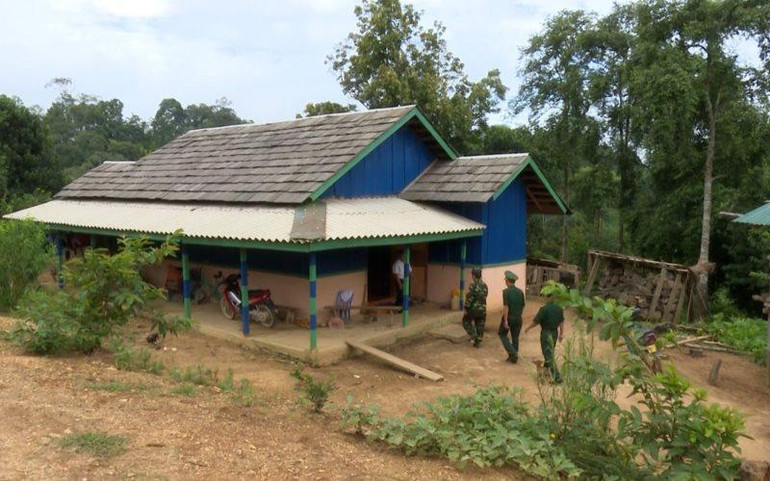 Bộ Chỉ huy bộ đội biên phòng Nghệ An và Bộ Chỉ huy Quân sự tỉnh Houaphanh cùng trao đổi tình hình an ninh biên giới.