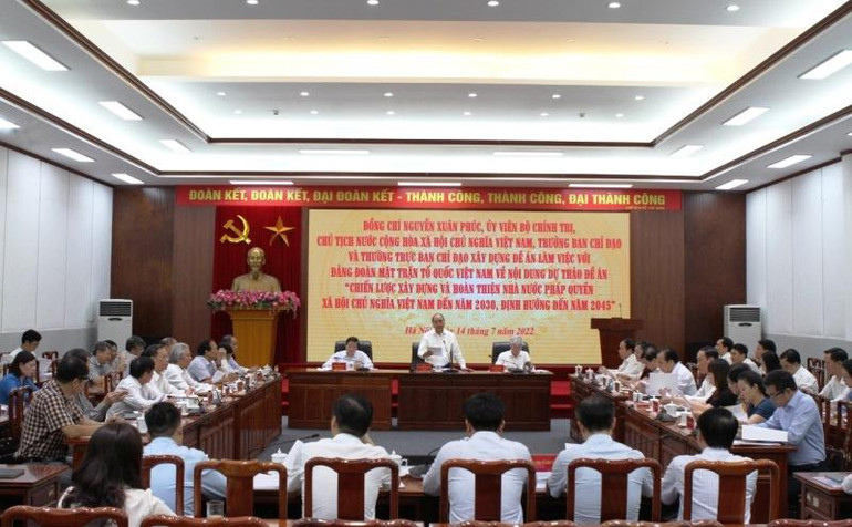 Quang cảnh buổi làm việc với Đảng đoàn Mặt trận Tổ quốc Việt Nam. Quang cảnh buổi làm việc với Đảng đoàn Mặt trận Tổ quốc Việt Nam.