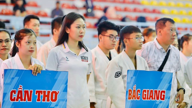 Các vận động viên tham dự khai mạc giải Vô địch Jujitsu quốc gia năm 2023.