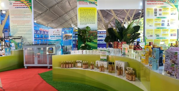 Sản phẩm Công ty TNHH Thực phẩm ABZ tại khu vực trưng bày.