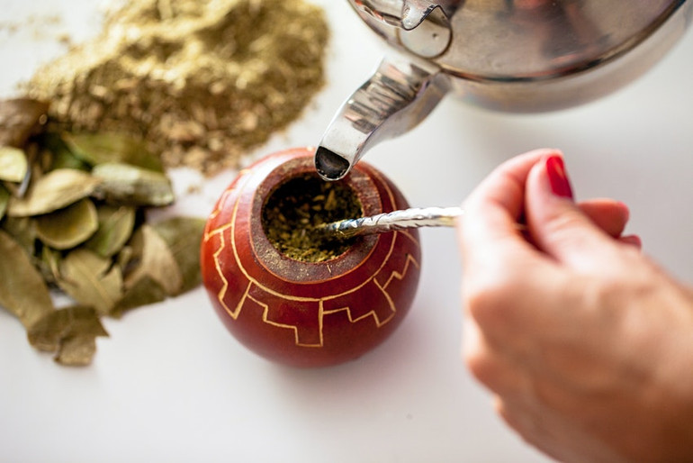 Trà thảo mộc Yerba Mate độc đáo của đất nước Argentina. (Ảnh: GettyImage) Trà thảo mộc Yerba Mate độc đáo của đất nước Argentina. (Ảnh: GettyImage)