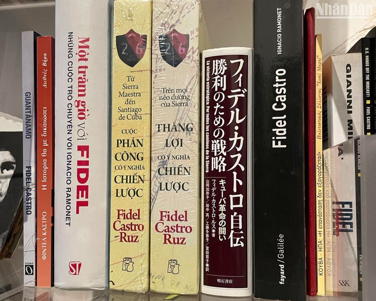 Những tác phẩm xuất bản tại Việt Nam về Chủ tịch Fidel Castro được trưng bày, giới thiệu tại Trung tâm Fidel Castro ở Thủ đô La Habana.