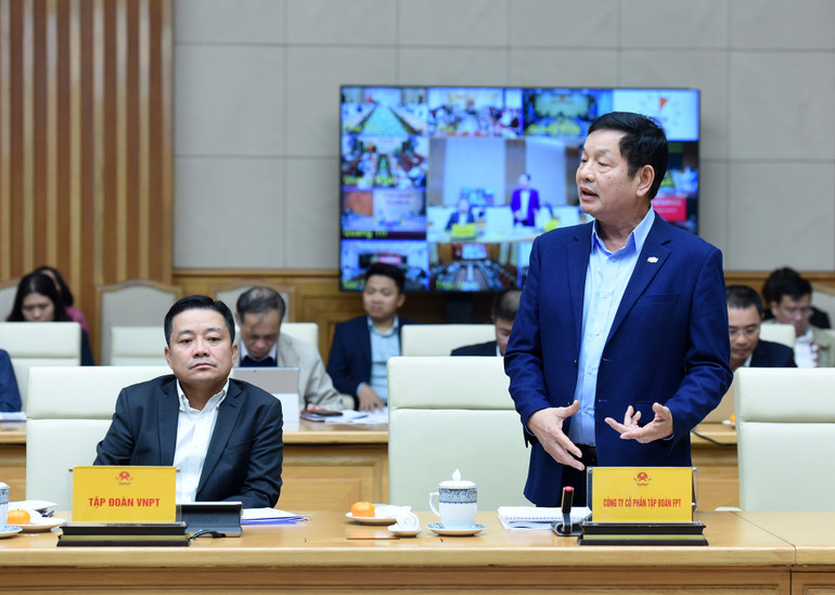 Chủ tịch HĐQT Tập đoàn FPT Trương Gia Bình phát biểu. Chủ tịch HĐQT Tập đoàn FPT Trương Gia Bình phát biểu.