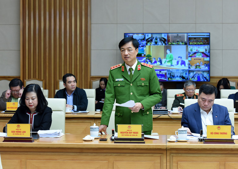 Thượng tướng Nguyễn Duy Ngọc, Thứ trưởng Công an phát biểu. Thượng tướng Nguyễn Duy Ngọc, Thứ trưởng Công an phát biểu.